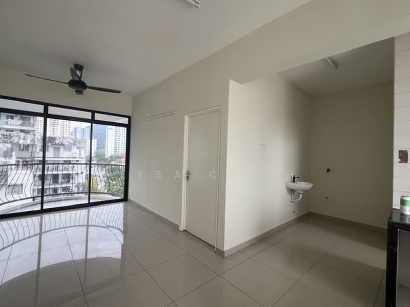 Pangsapuri untuk Dijual di Desa Rahmat (Graceland Villa) - Leesa Cheah - Living Room - PropertyGuru.com.my
