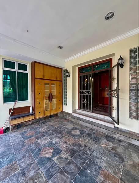 Rumah Berkembar untuk Dijual di Taman Sutera (Johor Bahru) - Yucong . - Exterior - PropertyGuru.com.my