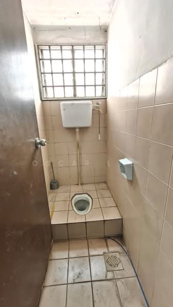 Detached Factory for Rent in Kawasan Perindustrian SB Jaya (Sungai Buloh) - Oscar Lee - Bathroom - PropertyGuru.com.my