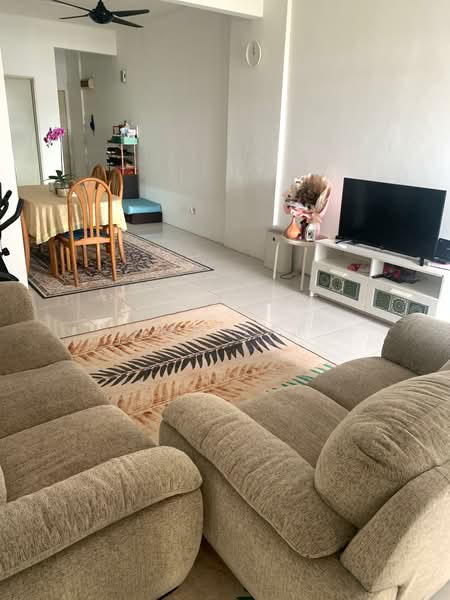 Pangsapuri untuk Dijual di Ria Apartment - Amy Yap - Living Room - PropertyGuru.com.my