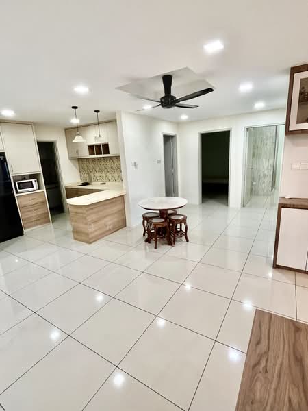 Condominium for Sale at Imperial Residence - Andrew Wong - Kitchen - PropertyGuru.com.my