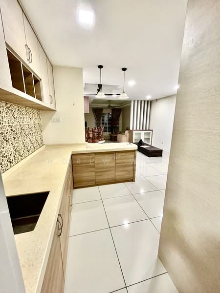 Condominium for Sale at Imperial Residence - Andrew Wong - Kitchen - PropertyGuru.com.my