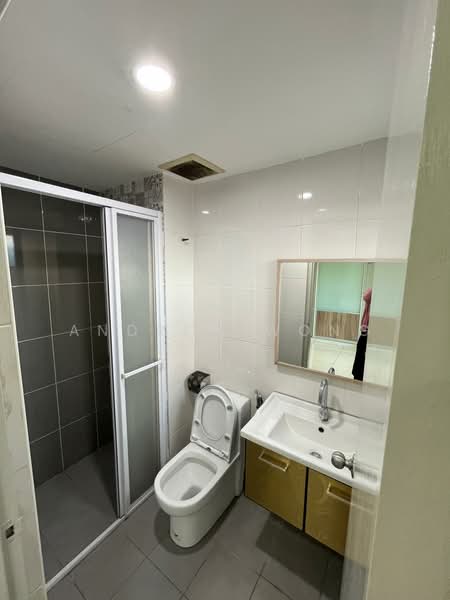 Condominium for Sale at Imperial Residence - Andrew Wong - Bathroom - PropertyGuru.com.my
