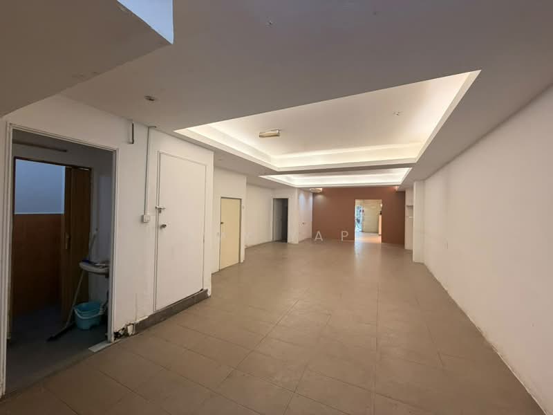 Shop for Rent in Taman Indah Perdana (Kepong) - Amy Yap - Interior - PropertyGuru.com.my