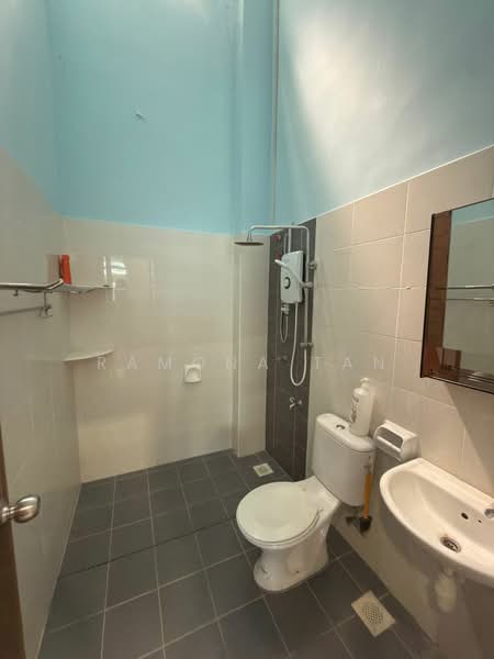 Rumah Teres 1 Tingkat untuk Dijual di Tanjong Minyak (Melaka) - Ramona Tan - Bathroom - PropertyGuru.com.my