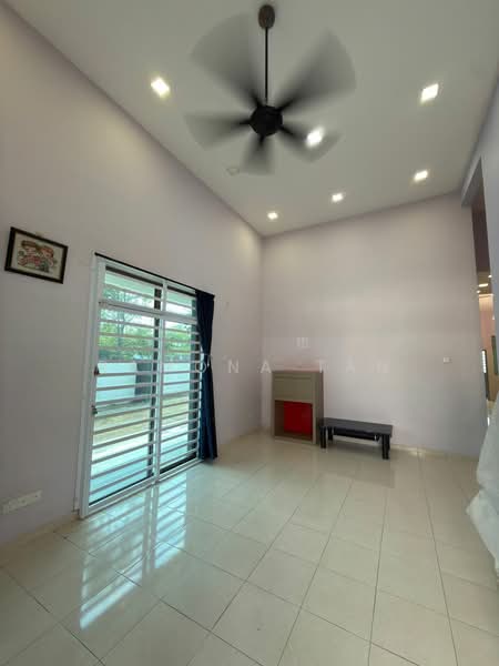 Rumah Teres 1 Tingkat untuk Dijual di Tanjong Minyak (Melaka) - Ramona Tan - Living Room - PropertyGuru.com.my