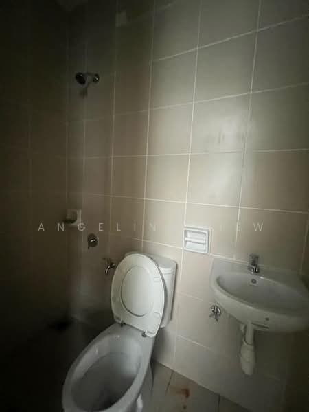 Rumah Berkembar untuk Dijual di Eco Majestic (Semenyih) - Angeline LIEW - Bathroom - PropertyGuru.com.my