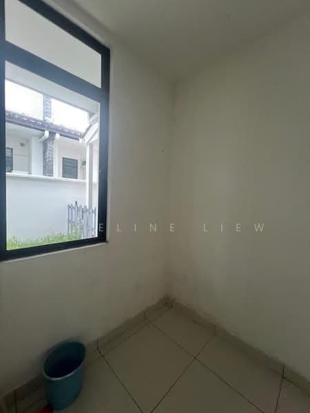 Rumah Berkembar untuk Dijual di Eco Majestic (Semenyih) - Angeline LIEW - maidroom - PropertyGuru.com.my