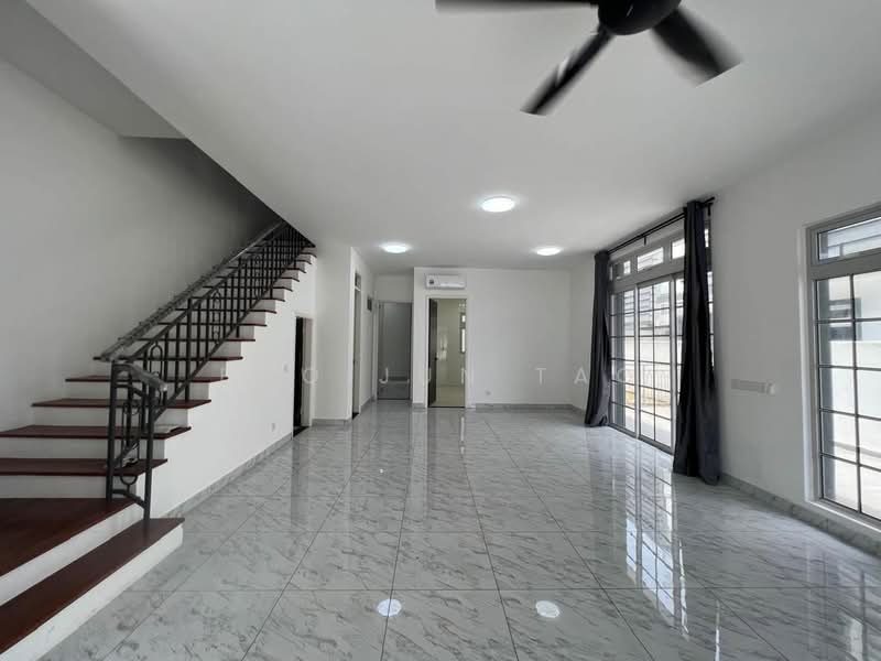 Rumah Kluster untuk Disewa di Taman Ekoflora (Johor Bahru) - Foo Jun Tao - Living Room - PropertyGuru.com.my