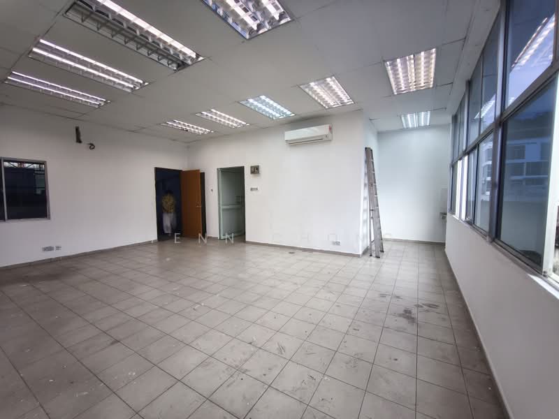 Kilang untuk Disewa di Taman Perindustrian Bukit Serdang (Seri Kembangan) - Yenn Chong - PropertyGuru.com.my