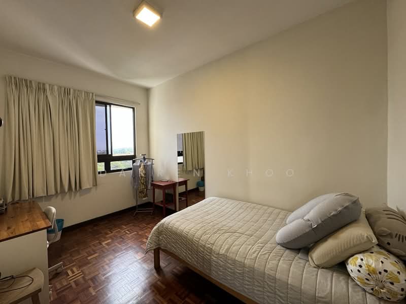 Condominium for Sale at Mutiara Oriental - Darren Khoo - Bedroom - PropertyGuru.com.my