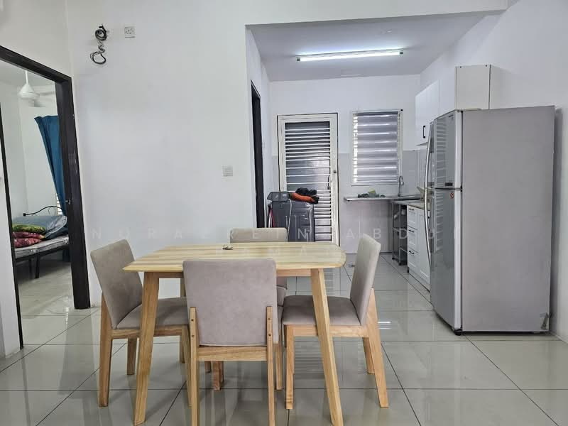 Terraced House for Rent in Kuala Selangor (Selangor) - Norazrein Abdul Raman - Dining Room - PropertyGuru.com.my