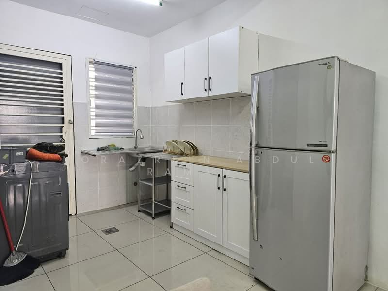 Terraced House for Rent in Kuala Selangor (Selangor) - Norazrein Abdul Raman - Kitchen - PropertyGuru.com.my