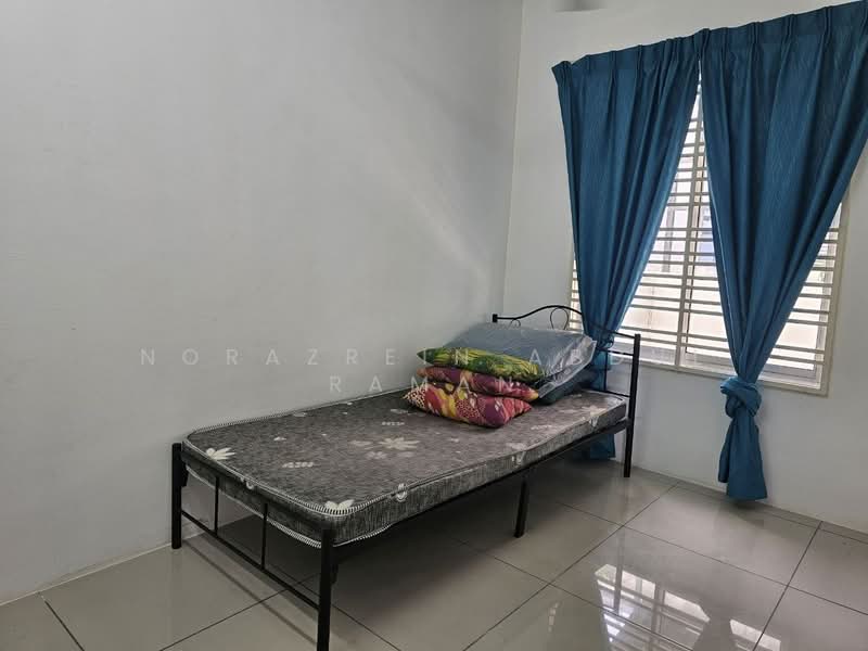 Terraced House for Rent in Kuala Selangor (Selangor) - Norazrein Abdul Raman - Bedroom - PropertyGuru.com.my