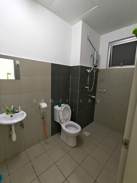 Service Residence for Rent at SkyLake Residence - Kenji Lau - Bathroom - PropertyGuru.com.my