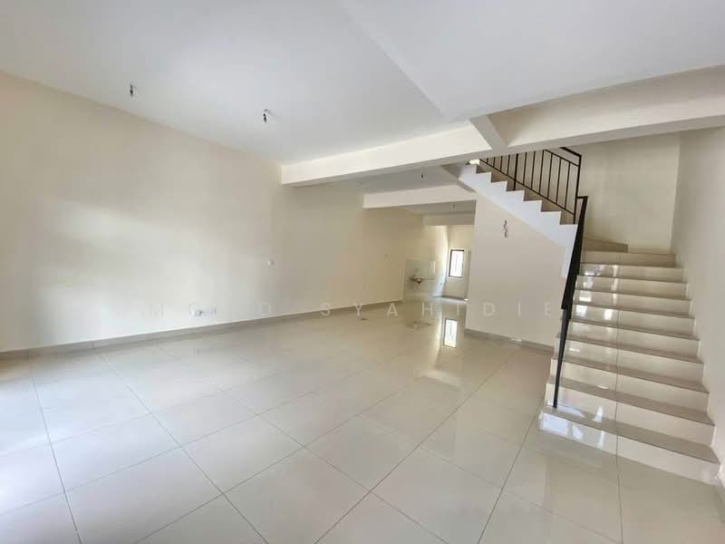 3-storey Terraced House for Sale in Ukay Bistari (Ulu Kelang) - Mohd Syahidie - Interior - PropertyGuru.com.my