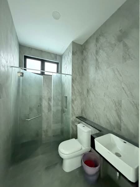 Rumah Berkembar untuk Disewa di Taman Santuari (Bukit Mertajam) - Ivy Yap - Bathroom - PropertyGuru.com.my