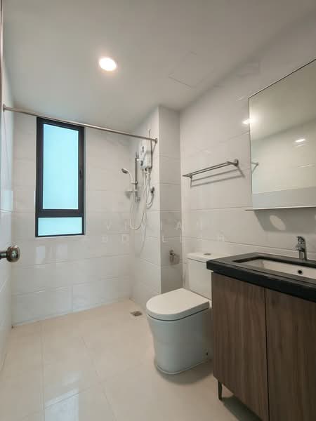 Service Residence for Rent at Country Garden Central Park - Vivian Abdullah - Bathroom - PropertyGuru.com.my