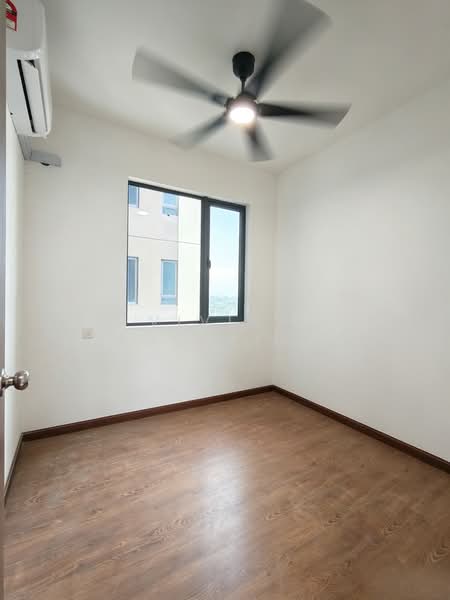 Service Residence for Rent at Country Garden Central Park - Vivian Abdullah - Bedroom - PropertyGuru.com.my