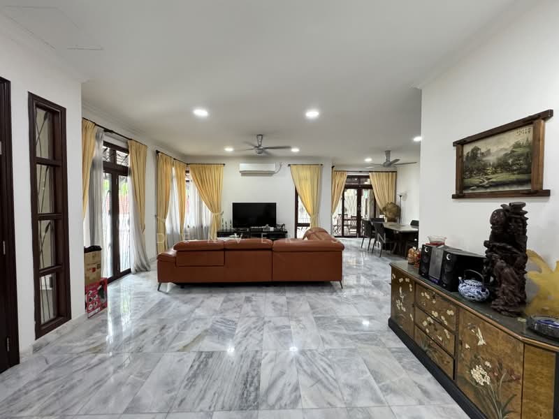 Semi-Detached House for Sale in Beverly Heights (Ampang) - Denver Sin - Living Room - PropertyGuru.com.my