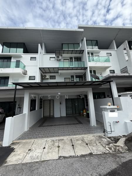 3-storey Terraced House for Sale in Teluk Kumbar (Penang) - Anson Tai - PropertyGuru.com.my