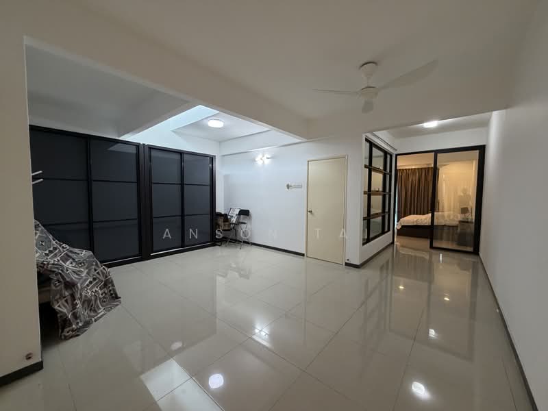 3-storey Terraced House for Sale in Teluk Kumbar (Penang) - Anson Tai - PropertyGuru.com.my