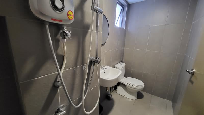 Servis Apartment untuk Disewa di Astetica Residences - JR Low - Bathroom - PropertyGuru.com.my
