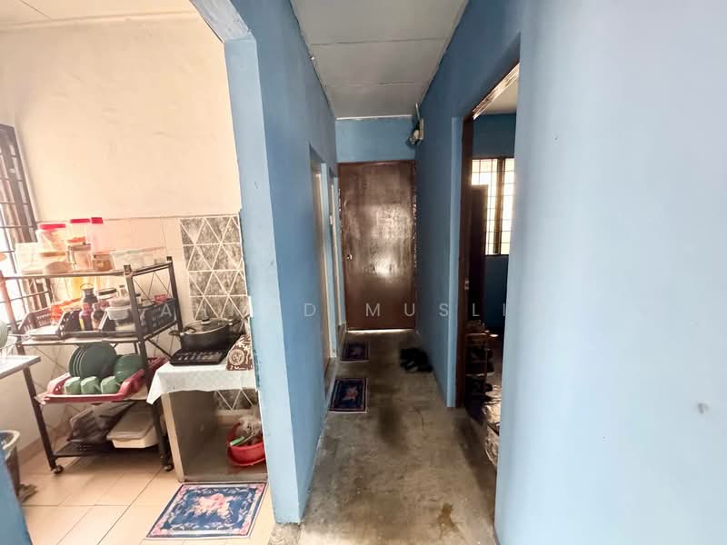 Apartment for Sale at Apartment Idaman - Ahmad Muslim - Kitchen - PropertyGuru.com.my