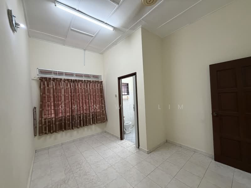 Rumah Teres 2 Tingkat untuk Disewa di Taman Sri Kluang (Kluang) - Chin Wei Lim - PropertyGuru.com.my