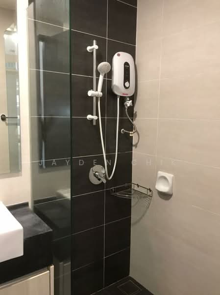 Condominium for Sale at Queensville - Jayden Chik - Bathroom - PropertyGuru.com.my