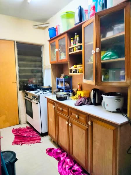 Rumah Flat untuk Dijual di PPR Pantai Ria - Ahmad Muslim - Kitchen - PropertyGuru.com.my