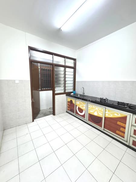 Servis Apartment untuk Dijual di Nusa Perdana Apartment - Janice Yong - Kitchen - PropertyGuru.com.my