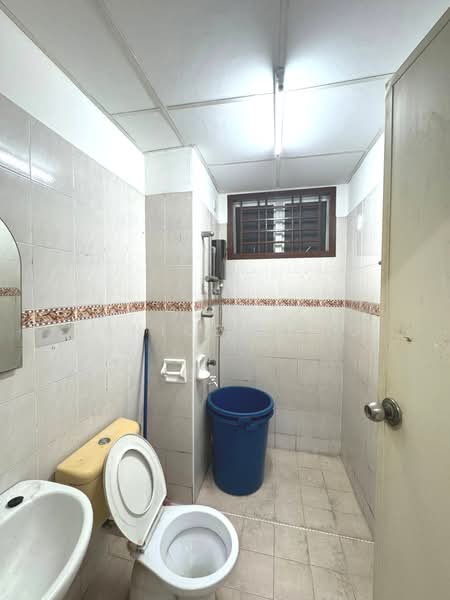Servis Apartment untuk Dijual di Nusa Perdana Apartment - Janice Yong - Bathroom - PropertyGuru.com.my