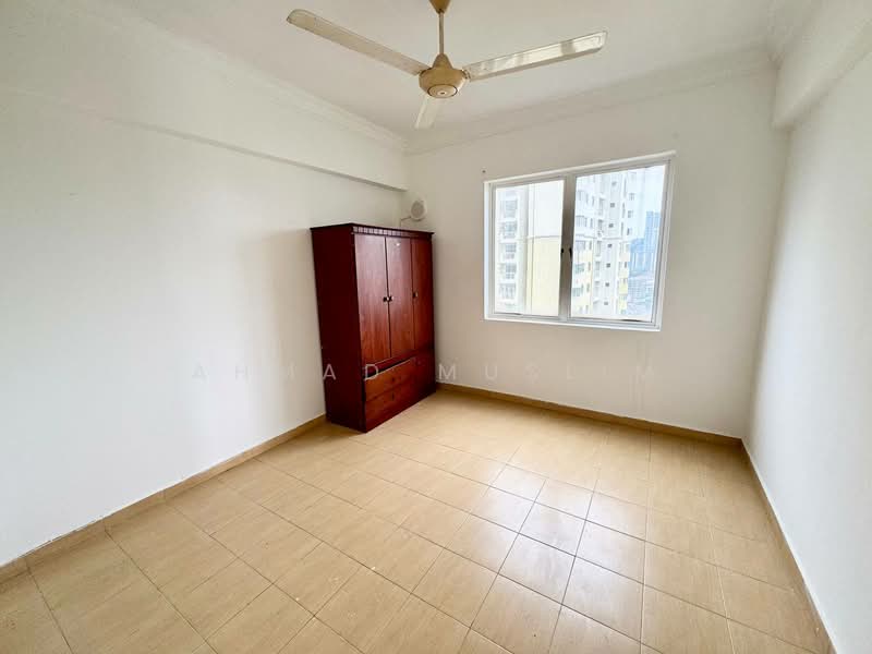 Kondominium untuk Dijual di Duta Ria - Ahmad Muslim - Bedroom - PropertyGuru.com.my