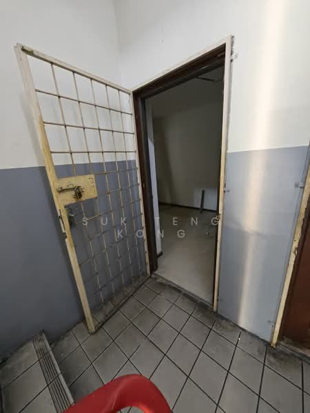 Retail Office for Rent in Lintas Square (Kota Kinabalu) - Suk Teng Kong - Entrance - PropertyGuru.com.my