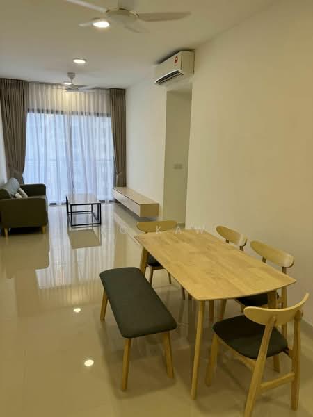 Servis Apartment untuk Dijual di Sunway Velocity TWO - KC KAW - Living Room - PropertyGuru.com.my