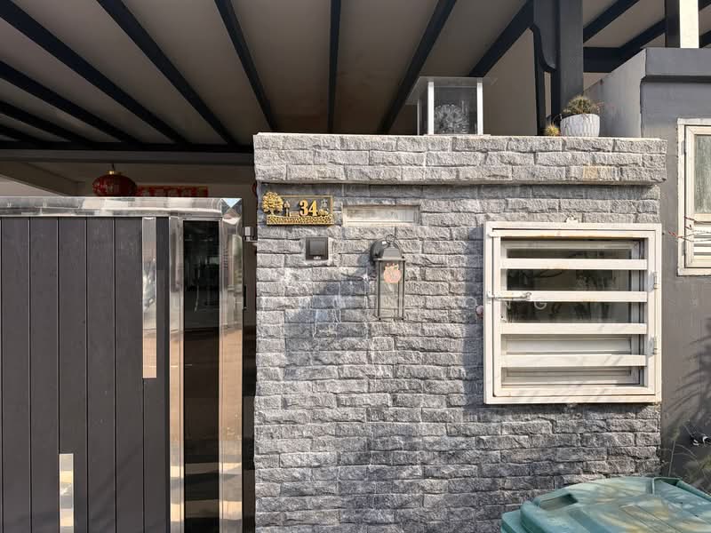 2-storey Terraced House for Sale in Bandar Seri Alam (Masai) - Fu Heng Chong - Exterior - PropertyGuru.com.my