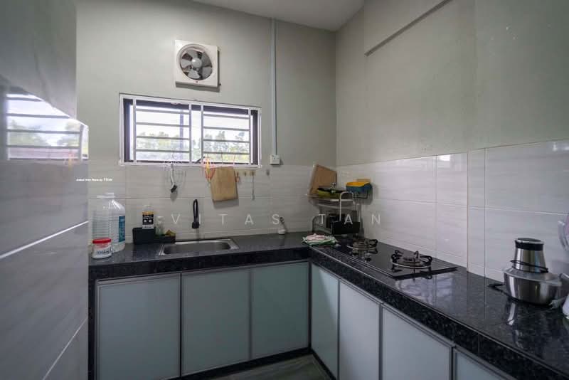Terraced House for Rent in Bandar Bukit Raja (Klang) - Vitas Tan - Kitchen - PropertyGuru.com.my