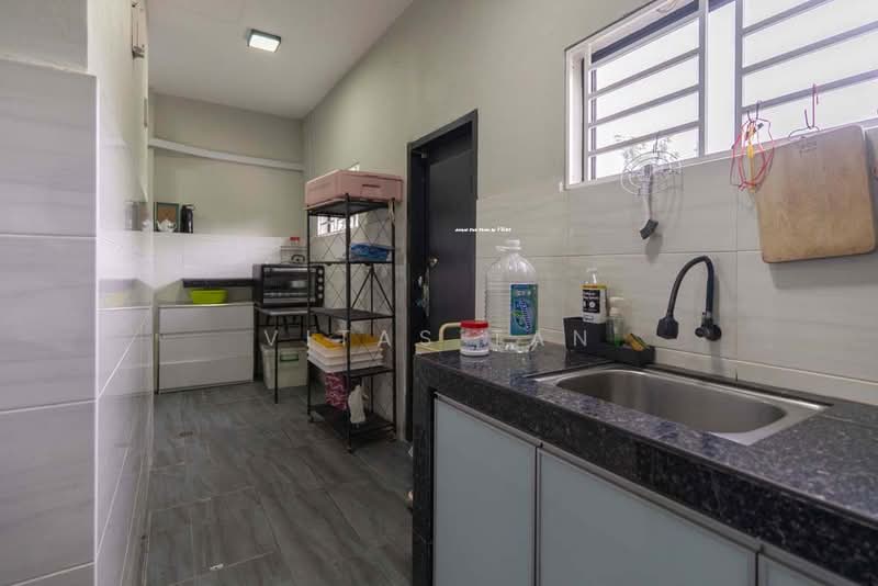 Terraced House for Rent in Bandar Bukit Raja (Klang) - Vitas Tan - Kitchen - PropertyGuru.com.my