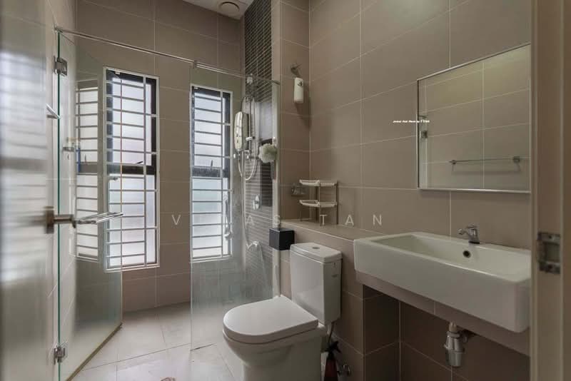 Terraced House for Rent in Bandar Bukit Raja (Klang) - Vitas Tan - Bathroom - PropertyGuru.com.my