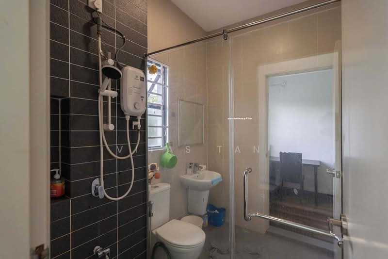 Terraced House for Rent in Bandar Bukit Raja (Klang) - Vitas Tan - Bathroom - PropertyGuru.com.my