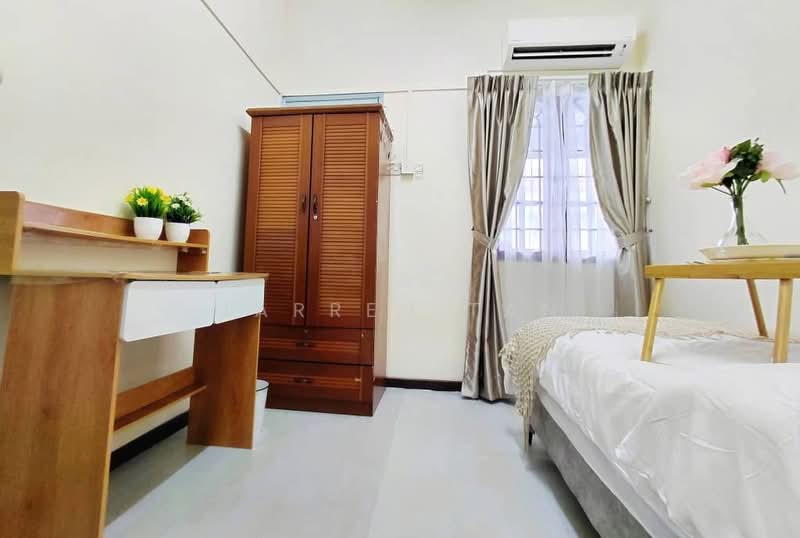 Rumah Teres 2 Tingkat untuk Dijual di BANDAR PUCHONG JAYA (Puchong) - Jarren Tan - Bedroom - PropertyGuru.com.my