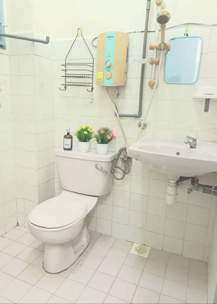 Rumah Teres 2 Tingkat untuk Dijual di BANDAR PUCHONG JAYA (Puchong) - Jarren Tan - Bathroom - PropertyGuru.com.my