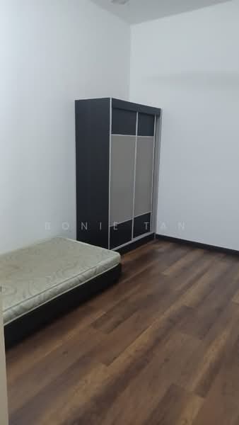 Pangsapuri untuk Disewa di Camellia Residences - Bonie Tan - Bedroom - PropertyGuru.com.my