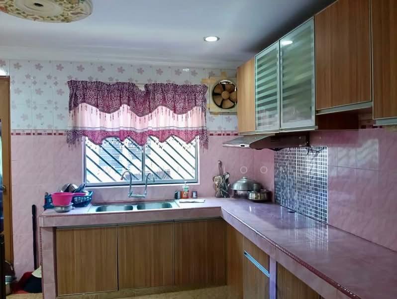 Rumah Teres 1 Tingkat untuk Dijual di Balakong (Selangor) - Winnie Looi - Kitchen - PropertyGuru.com.my