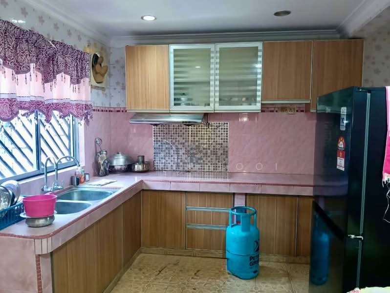 Rumah Teres 1 Tingkat untuk Dijual di Balakong (Selangor) - Winnie Looi - Kitchen - PropertyGuru.com.my