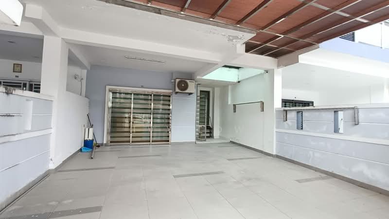 2-storey Terraced House for Sale in Taman Bestari Indah (Ulu Tiram) - Ivy Low - Car Park - PropertyGuru.com.my