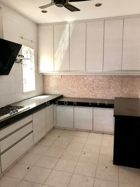 3-storey Terraced House for Sale in Taman Tasik Indah Mewah (Batu) - Samson Lee - Kitchen - PropertyGuru.com.my