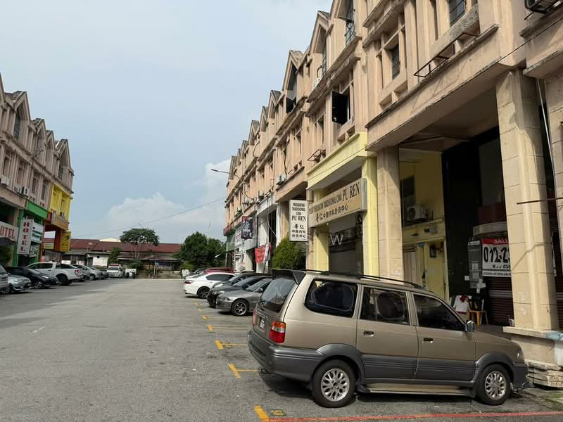 Shop for Sale in Desa Aman Puri (Kepong) - Ryan Swe - Exterior - PropertyGuru.com.my