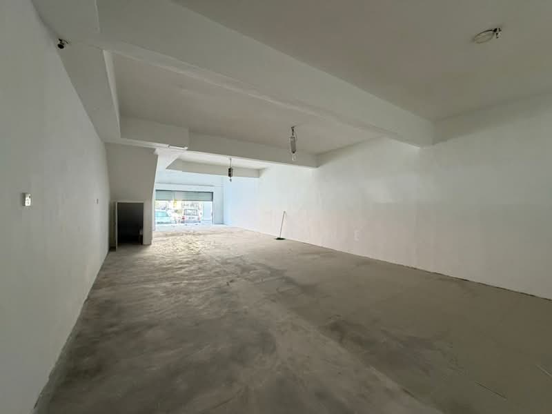 Kedai untuk Dijual di Desa Aman Puri (Kepong) - Ryan Swe - Interior - PropertyGuru.com.my